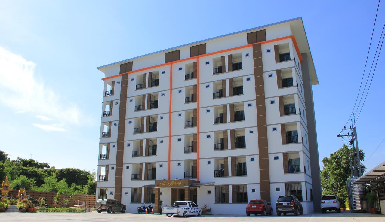 Thani Residence Chonburi Luaran gambar